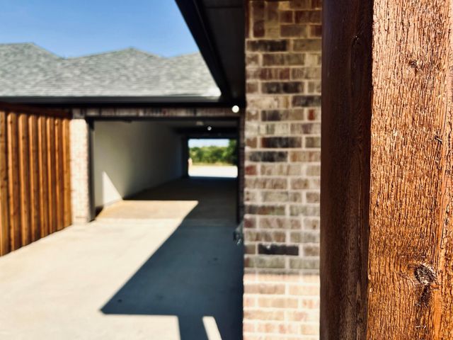 617 N Friendship Road, Sherman, TX 75092