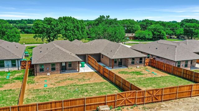 617 N Friendship Road, Sherman, TX 75092