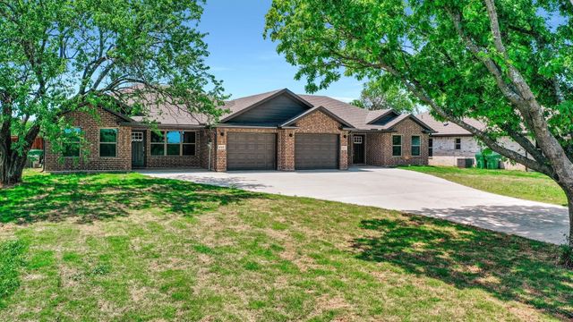 617 N Friendship Road, Sherman, TX 75092