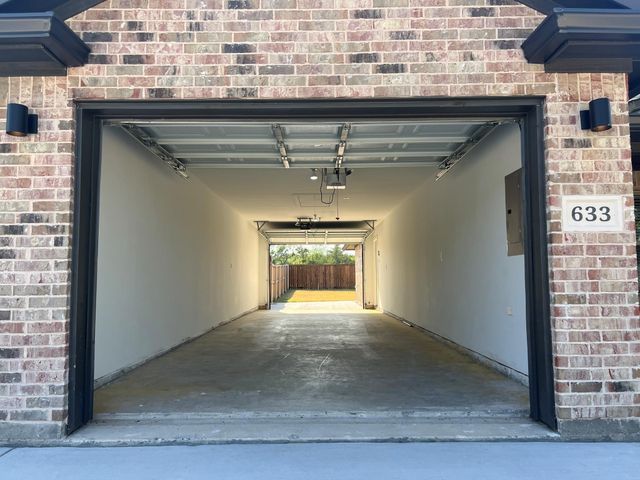 617 N Friendship Road, Sherman, TX 75092