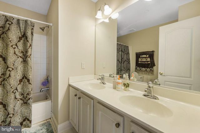 1601 PORTER CREEK CT, Mount Airy, MD 21771