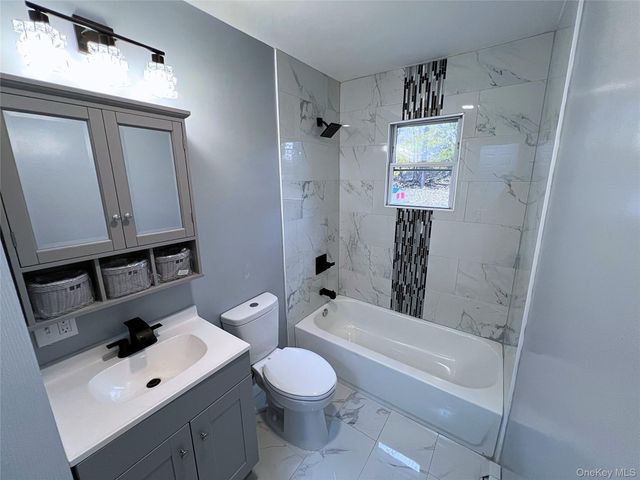 180 Union Avenue, New Windsor, NY 12553