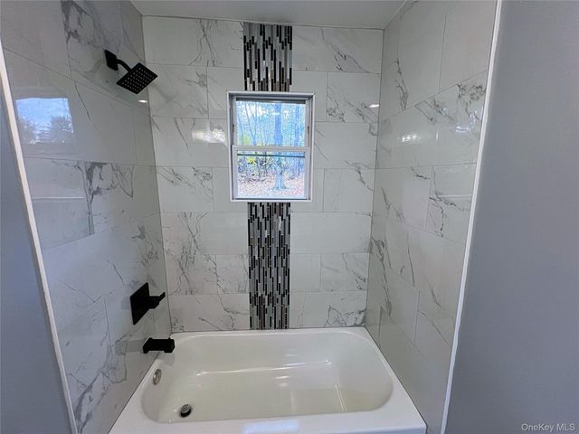 180 Union Avenue, New Windsor, NY 12553