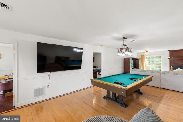 106 WATERVIEW DR, Capon Bridge, WV 26711