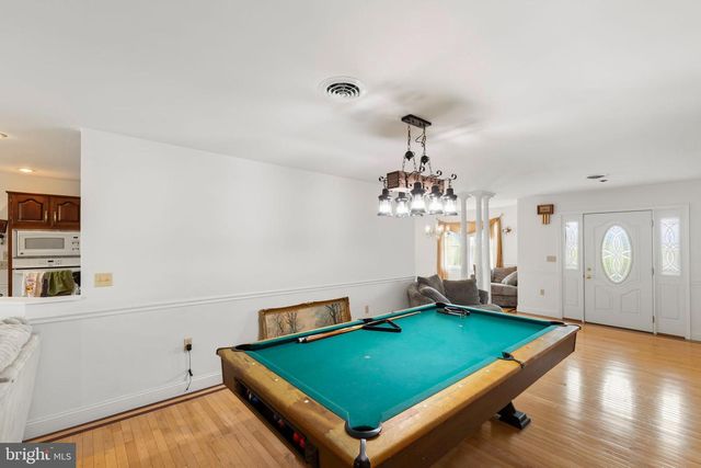 106 WATERVIEW DR, Capon Bridge, WV 26711
