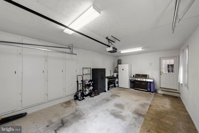 106 WATERVIEW DR, Capon Bridge, WV 26711