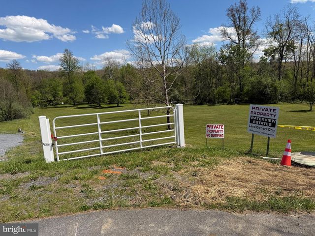 106 WATERVIEW DR, Capon Bridge, WV 26711