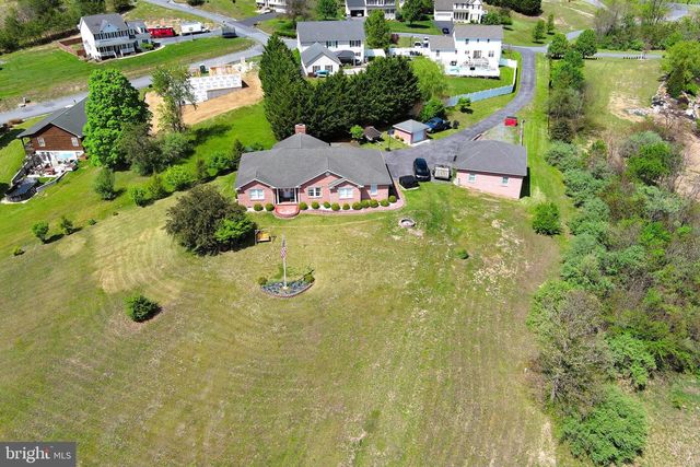 106 WATERVIEW DR, Capon Bridge, WV 26711