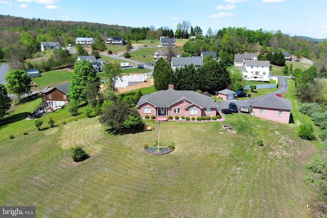 106 WATERVIEW DR, Capon Bridge, WV 26711