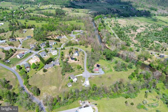106 WATERVIEW DR, Capon Bridge, WV 26711
