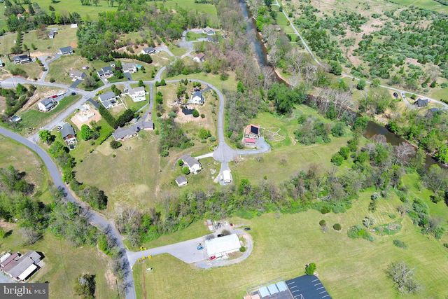 106 WATERVIEW DR, Capon Bridge, WV 26711