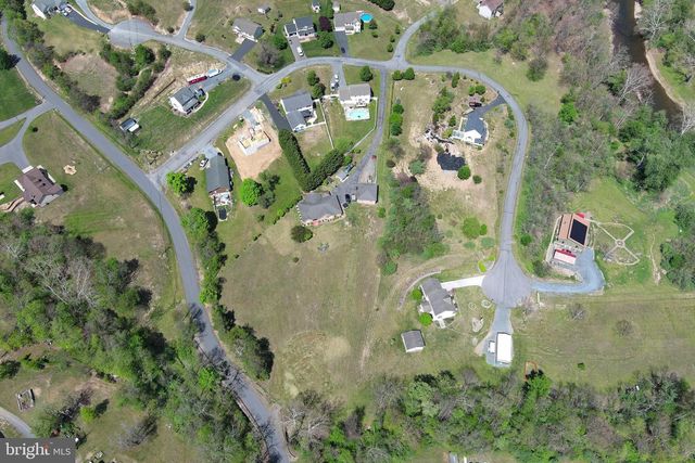 106 WATERVIEW DR, Capon Bridge, WV 26711