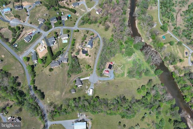 106 WATERVIEW DR, Capon Bridge, WV 26711