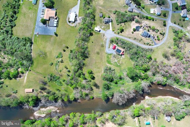106 WATERVIEW DR, Capon Bridge, WV 26711