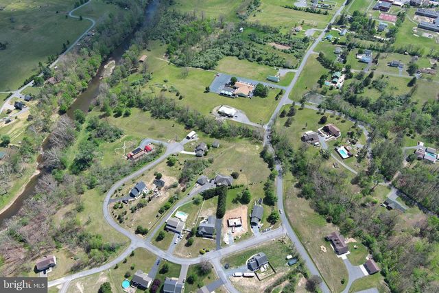 106 WATERVIEW DR, Capon Bridge, WV 26711