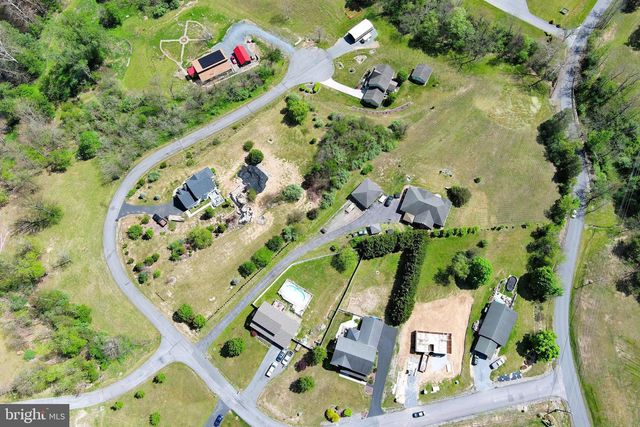 106 WATERVIEW DR, Capon Bridge, WV 26711