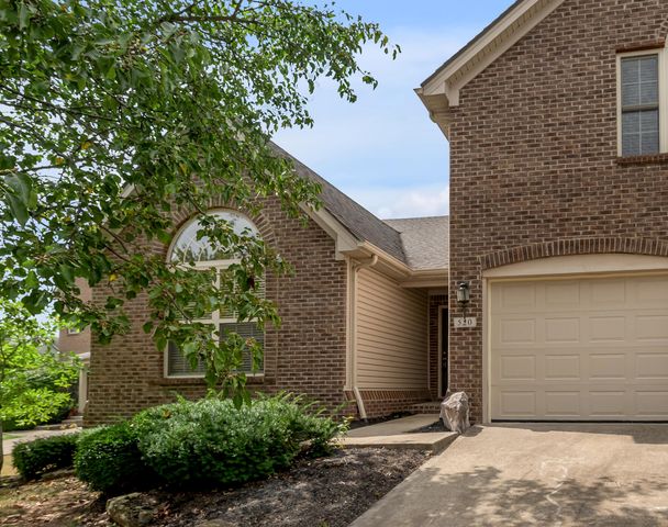 520 Madison Point Drive, Lexington, KY 40515