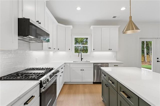 2266 Belmont Circle, Smyrna, GA 30080