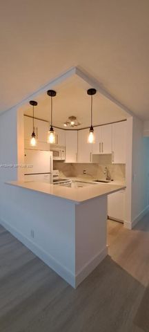 155 Easthampton G 155 155, West Palm Beach, FL 33417