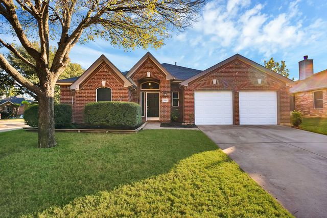 3204 Berkshire Lane, Corinth, TX 76210