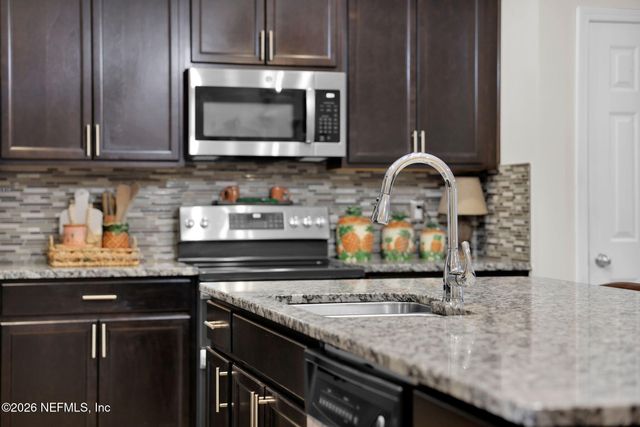 9910 PATRIOT RIDGE Drive, Jacksonville, FL 32221