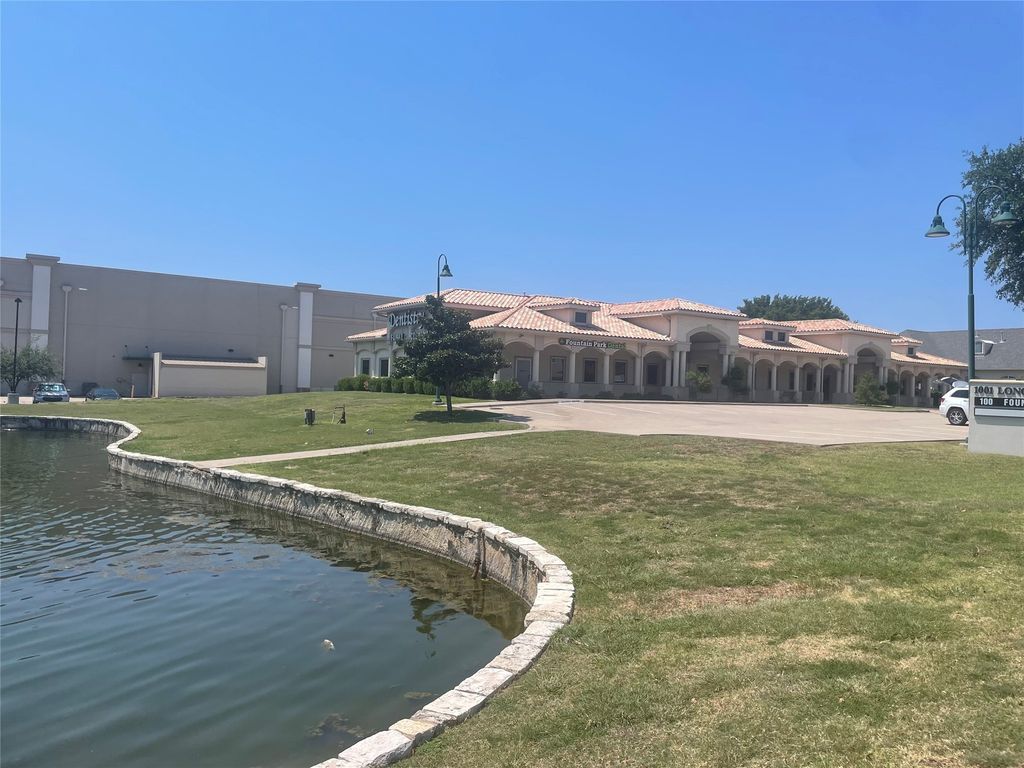 1001 Long Prairie Road 200, Flower Mound, TX 75022