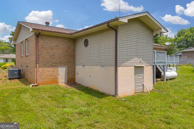 234 Edgewood Drive, Mount Airy, GA 30563