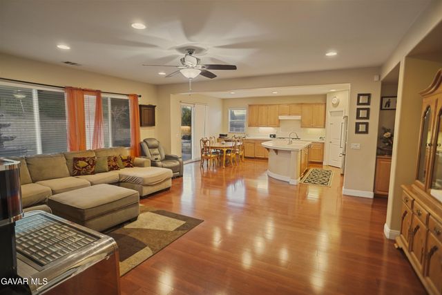 42545 Valley Vista Drive, Lancaster, CA 93536