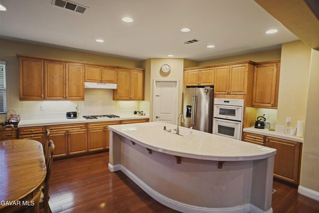 42545 Valley Vista Drive, Lancaster, CA 93536