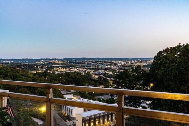 1131 Stringers Ridge Road 5e, Chattanooga, TN 37405