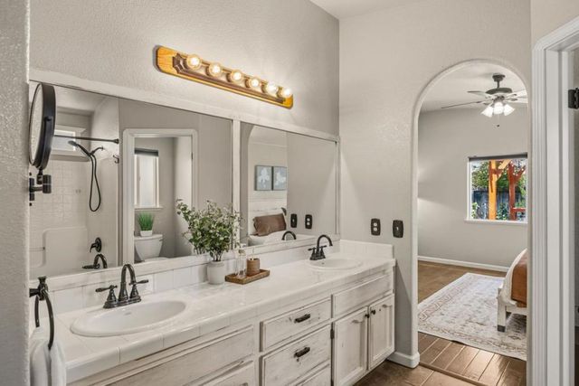 750 Ruger Court, Hollister, CA 95023