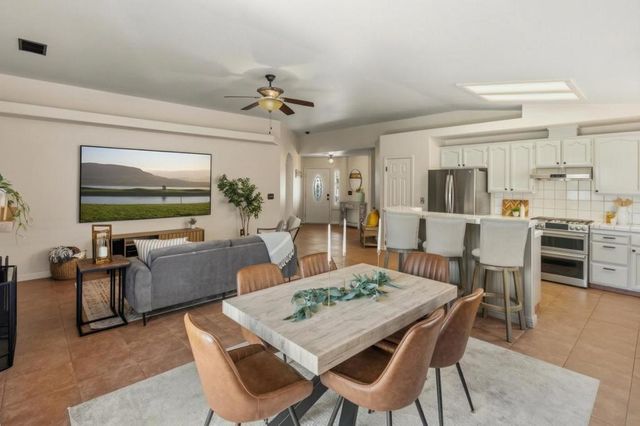 750 Ruger Court, Hollister, CA 95023