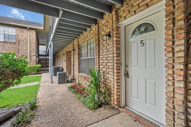 6401 Skyline Drive 5, Houston, TX 77057