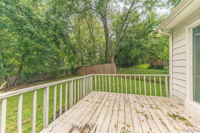 1795 David Court, Ann Arbor, MI 48105