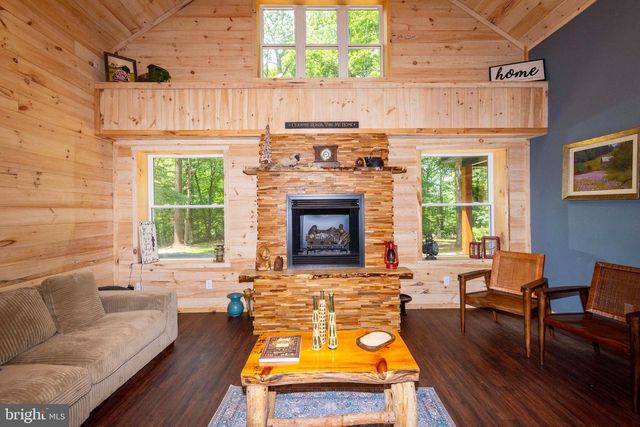 18184 CRAWFORD LN, Gordonsville, VA 22942