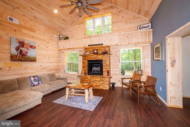 18184 CRAWFORD LN, Gordonsville, VA 22942