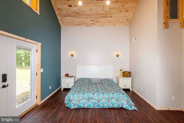 18184 CRAWFORD LN, Gordonsville, VA 22942