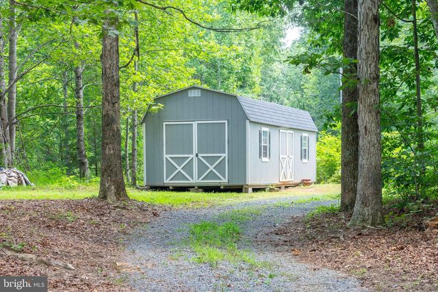 18184 CRAWFORD LN, Gordonsville, VA 22942