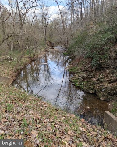 18184 CRAWFORD LN, Gordonsville, VA 22942