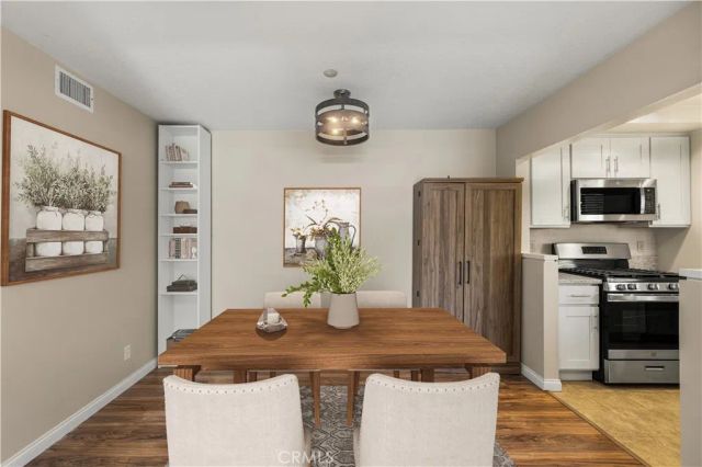 162 Echo Run, Irvine, CA 92614