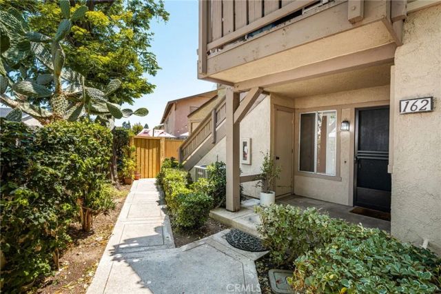 162 Echo Run, Irvine, CA 92614