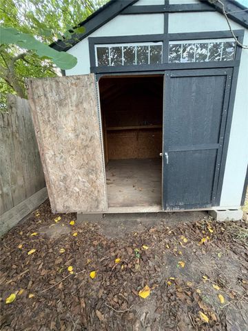 8031 Canyon Street, Houston, TX 77051