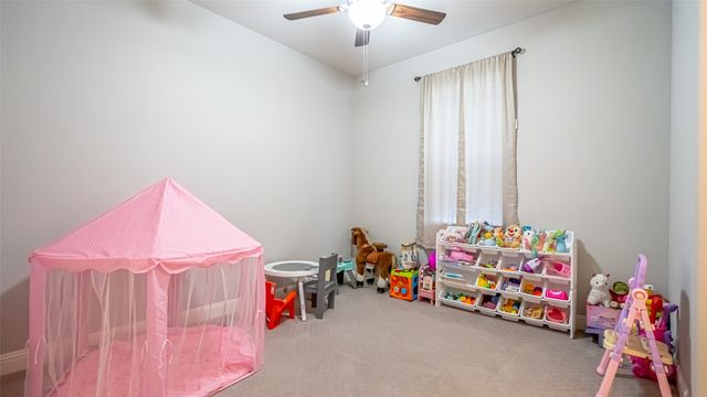 405 Venadito Drive, Godley, TX 76044