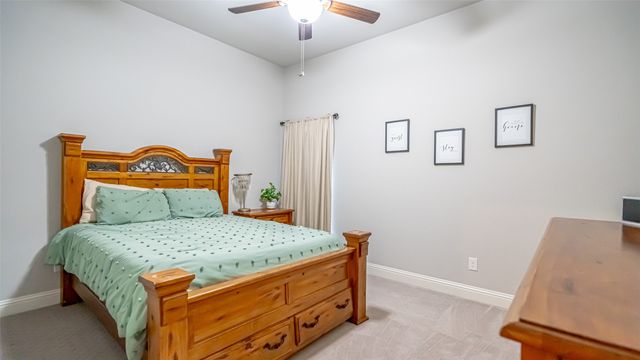 405 Venadito Drive, Godley, TX 76044