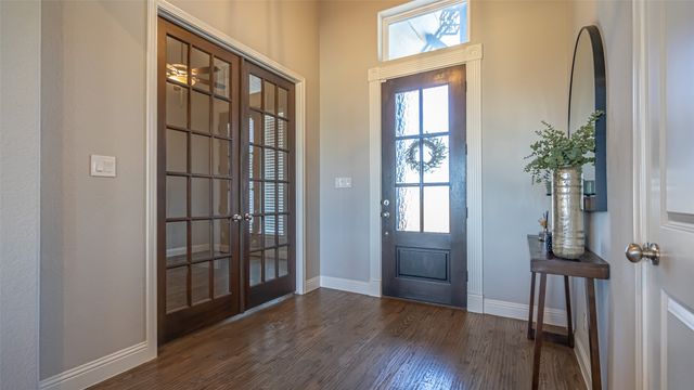 405 Venadito Drive, Godley, TX 76044
