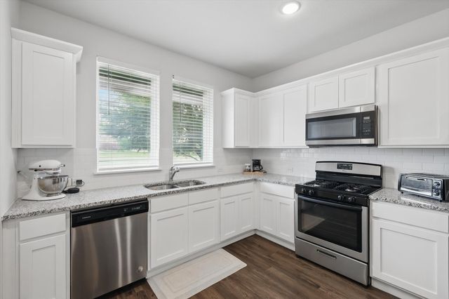 7640 Resting Mews, North Richland Hills, TX 76182
