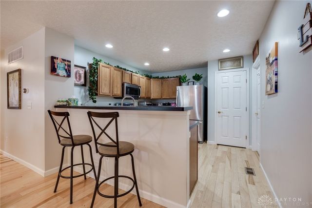1901 Whispering Tree Drive, Miamisburg, OH 45342