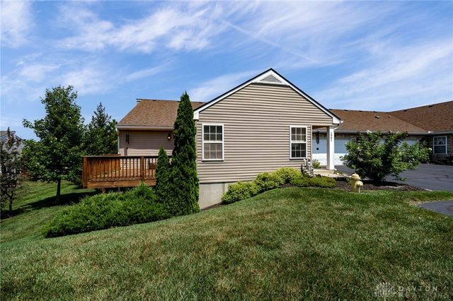 1901 Whispering Tree Drive, Miamisburg, OH 45342