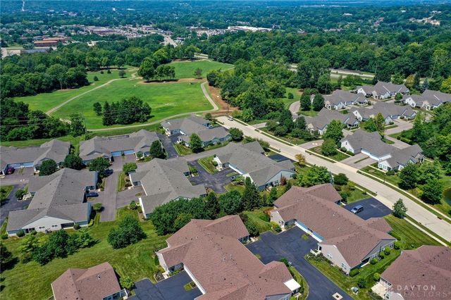 1901 Whispering Tree Drive, Miamisburg, OH 45342