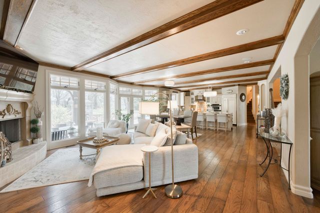 4504 E Spruce Drive, Springfield, MO 65809